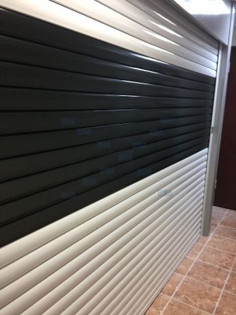 roll gates are colored